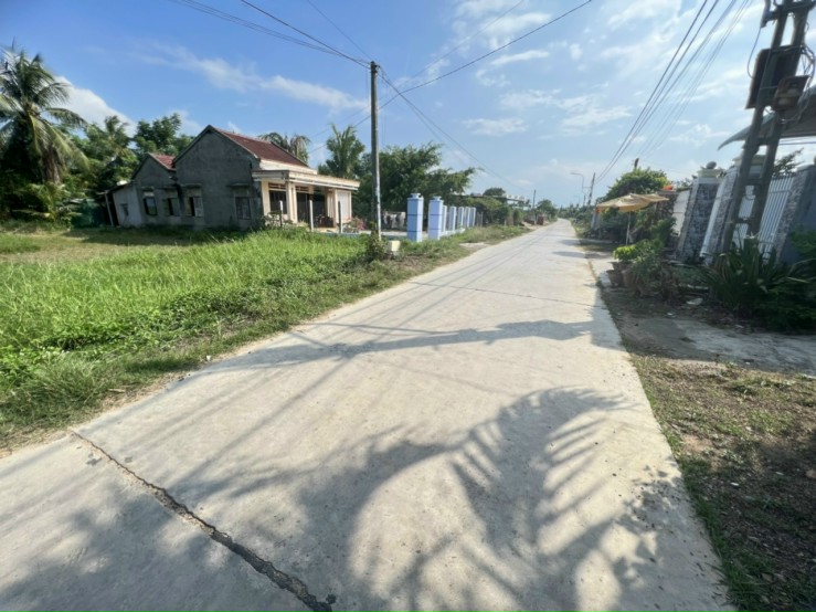 Cần bán Đất đường Quốc lộ 1A, Xã Ninh Thọ, Diện tích 310m², Giá 2.5 Tỷ - LH: 0975778278 2