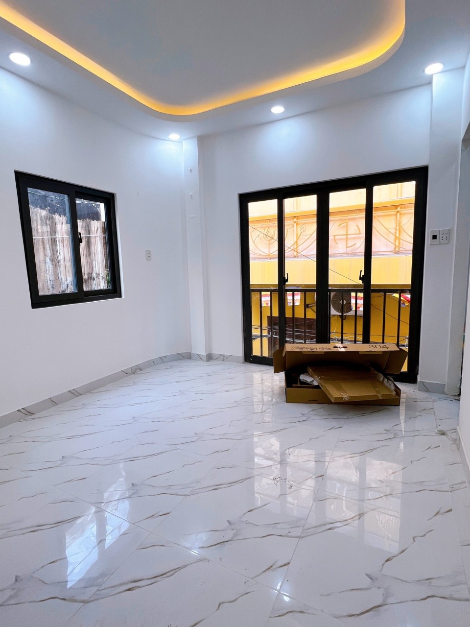 Nhà đẹp ở ngay C1 ô tô Nguyễn Văn Đậu,Bình Thạnh,ngang 8m,chỉ 3.55 Tỷ 2