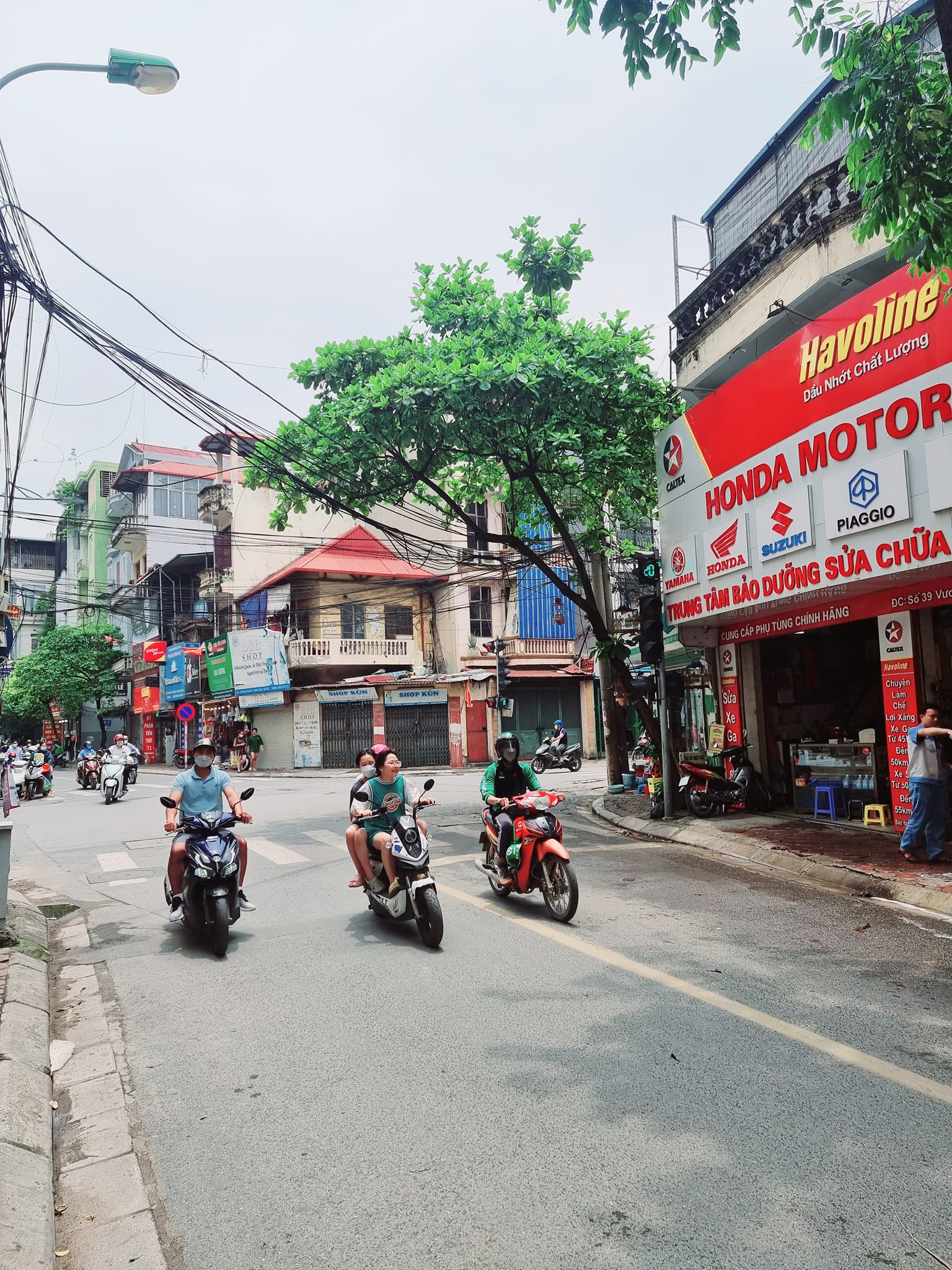 Bán Nhà Mặt Phố Vương Thừa Vũ, Thanh Xuân, 1 Mặt Phố, 1 Mặt Ngõ Ôtô Tránh, Kinh Doanh Sầm Uất, 64m2, Mt4.3m, 21,9 tỷ. 5