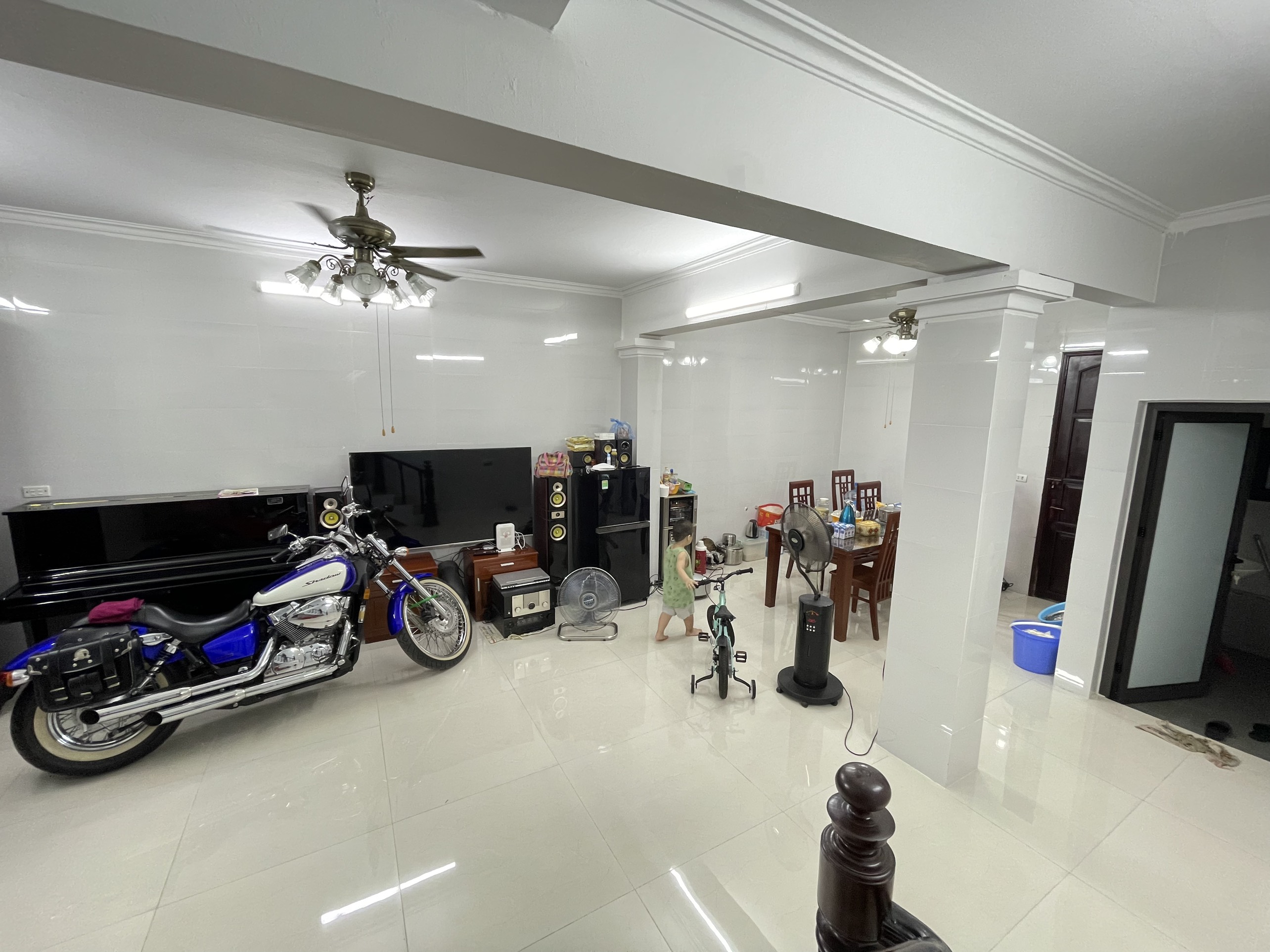 Bán nhà Ao Sen, ô tô vào nhà, ngõ thông, kinh doanh, 54m2, 4T, hiếm có 2