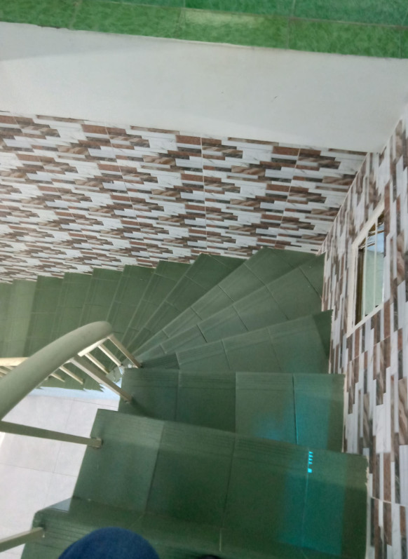 Nhà bán 4 tầng_ 21m2 đường BÙI THẾ MỸ - Chỉ 2.8 Tỷ 2