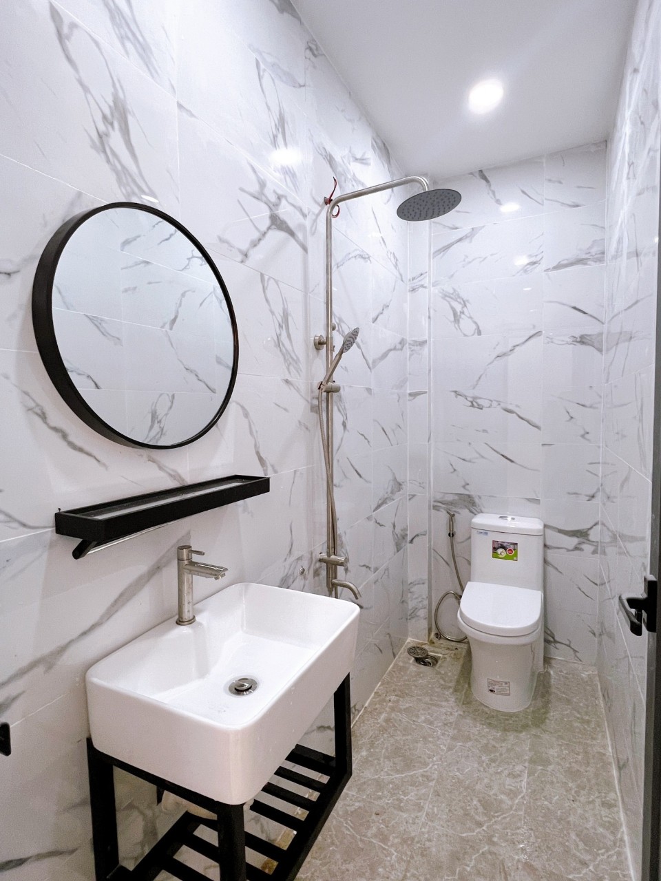 Nhà đẹp ở ngay C1 ô tô Nguyễn Văn Đậu,Bình Thạnh,ngang 8m,chỉ 3.55 Tỷ 3