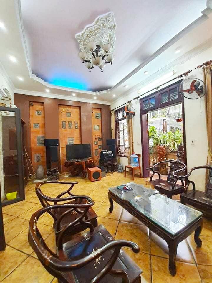 Bán nhà Đống Đa phố Yên Lãng 80m2, 5T, thang máy, MT 6.5m, ô tô, kinh doanh, 12 tỷ 4