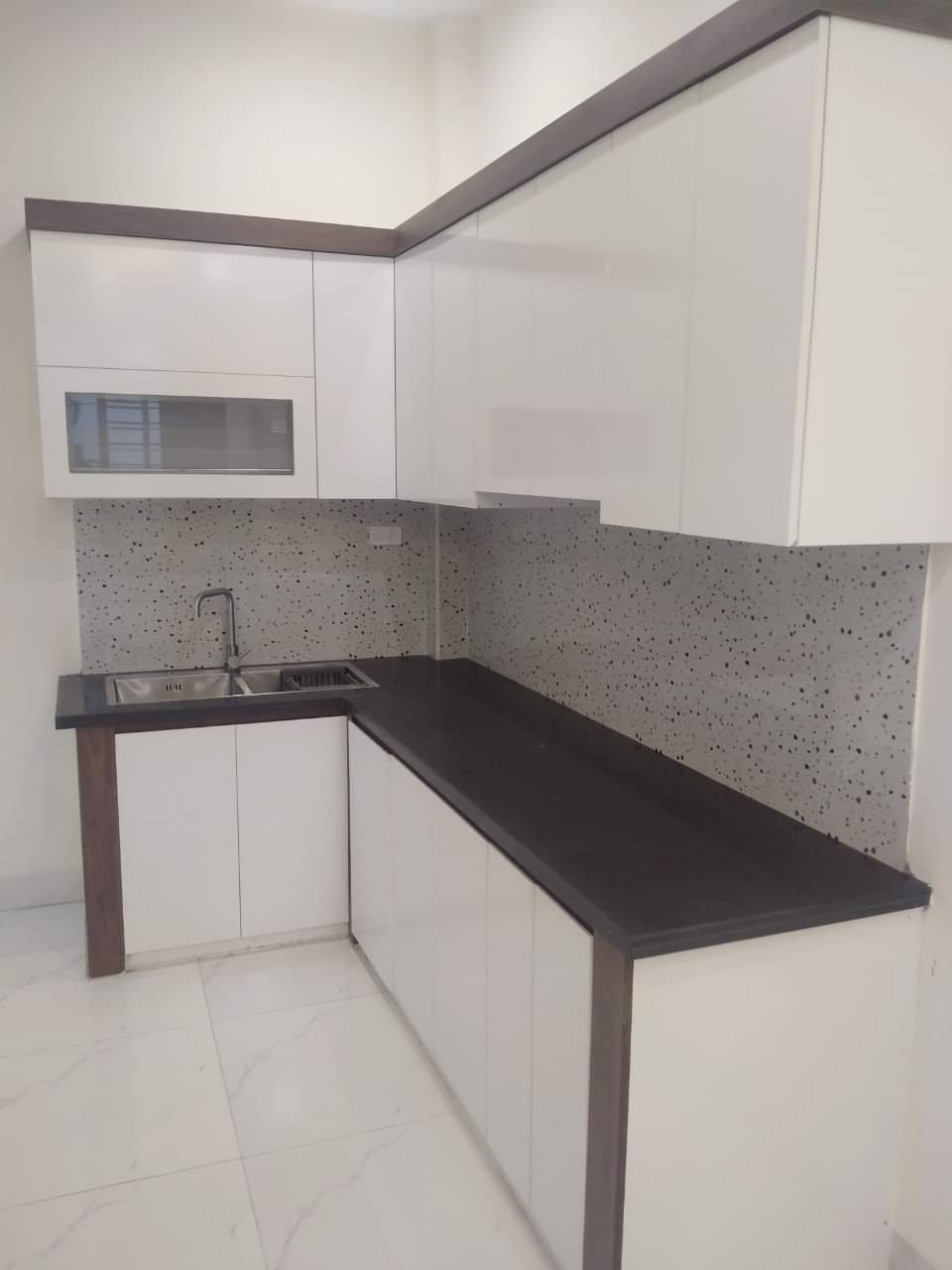 NHÀ ĐẸP - HAI THOÁNG- NHỎ TIỀN -DỄ CHỐT YÊN NGHĨA-HÀ ĐÔNG 4T* 39M GIÁ 2.8 TỶ 2