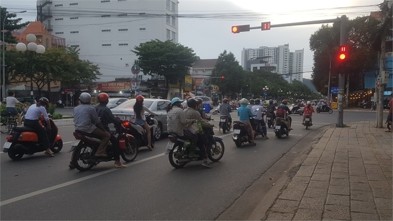 Cho thuê mặt bằng ngay ngã tư đường trương công định, tp.vũng tàu 2