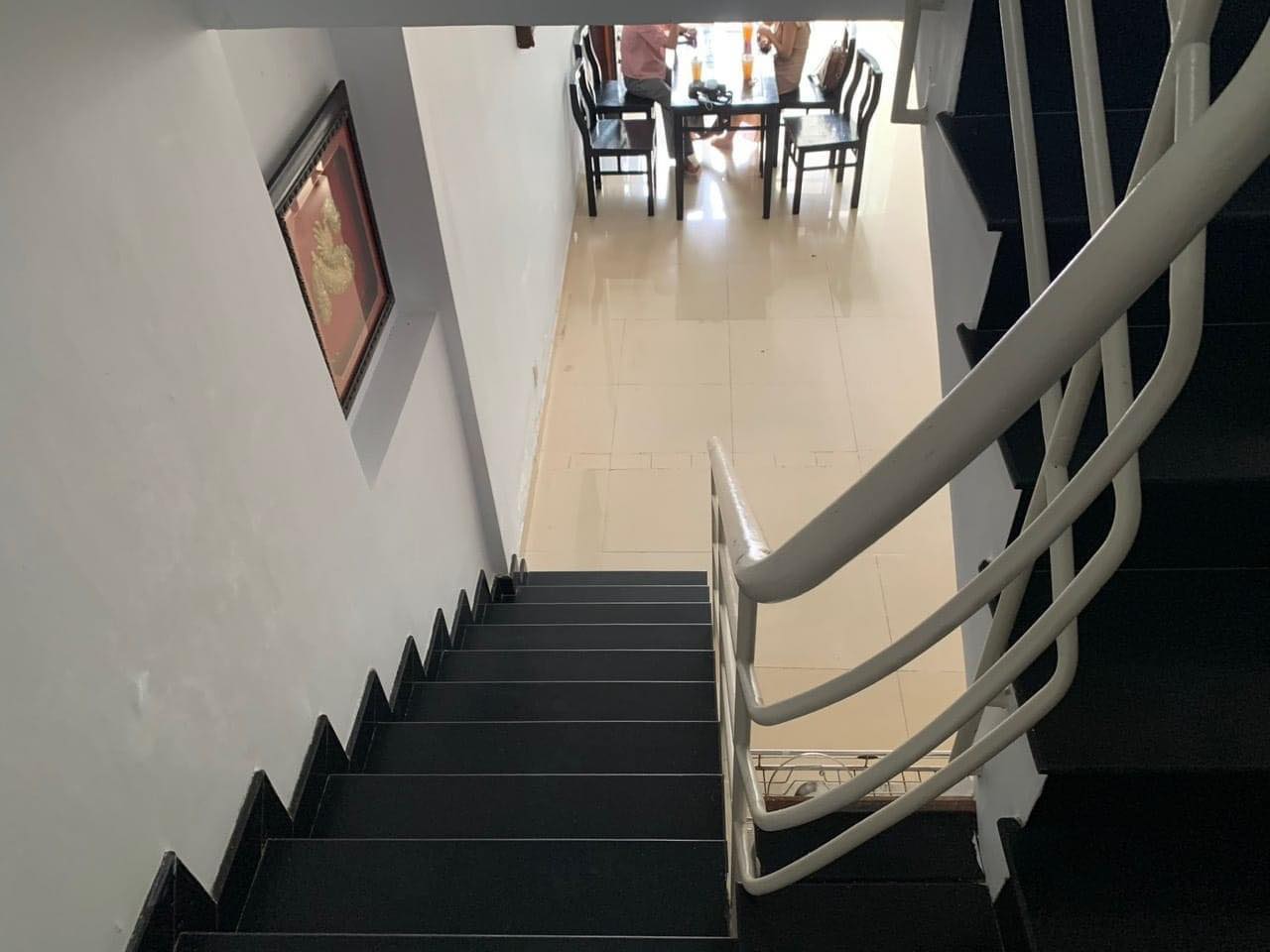 CẦN BÁN GẤP HẺM XE HƠI LÊ VĂN SỸ QUẬN 3 66M2 2