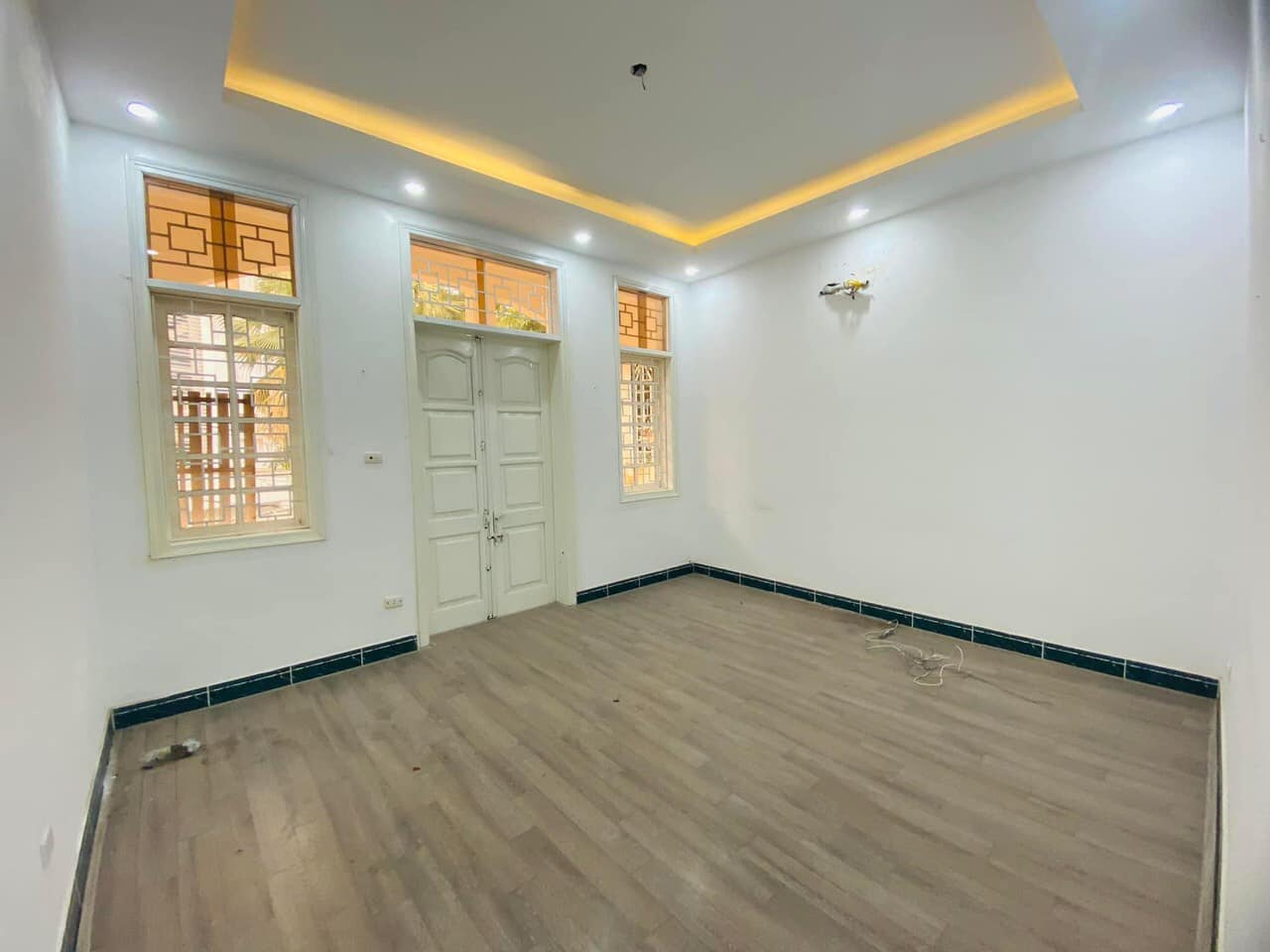 540M2 Đất Hồ Tùng Mậu-Mặt Ngõ - 10M Ra  phố -54 Tỷ 2