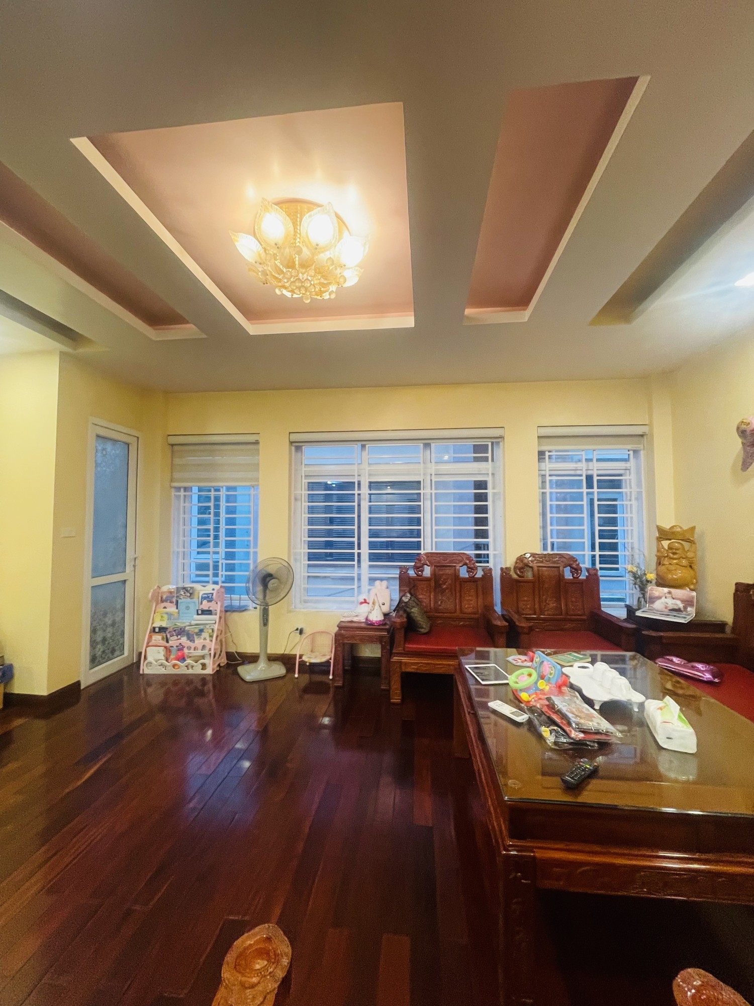 BÁN NHÀ TRUNG KÍNH - 105M 6T MT 4.8 19.1 TỶ SIÊU HIẾM TOÀ NHÀ VĂN PHÒNG - PHÂN LÔ VIP CẦU GIẤY - GARA - 2 THOÁNG - KINH DOANH ĐA DẠNG. 3