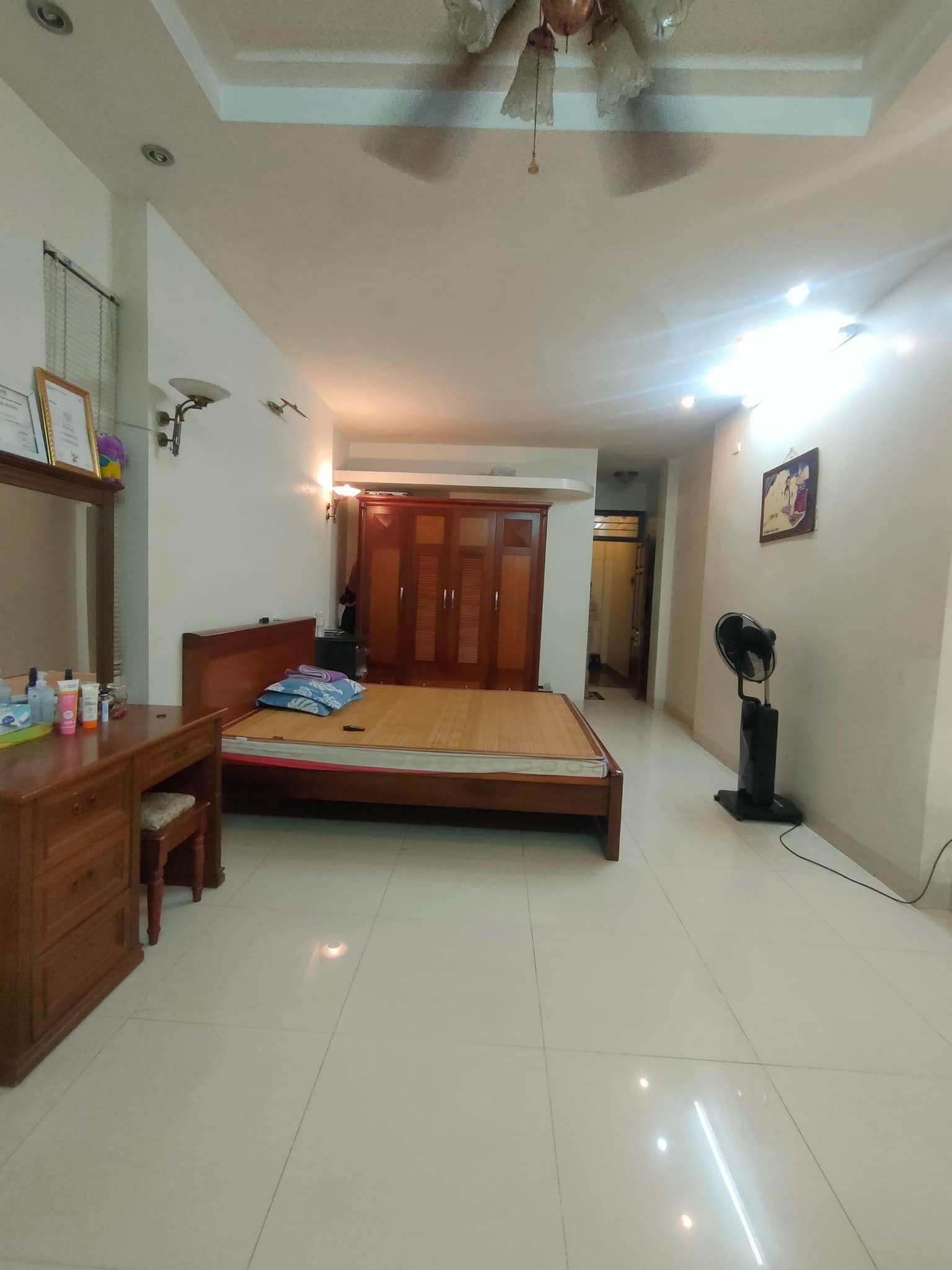 BÁN NHÀ MẶT PHỐ MẠC THÁI TỔ, CẦU GIẤY, TRIỆU PHÚ KO CẦN GỌI, CƠ HỘI KHÔNG THỂ KHÔNG MUA, DT 45M2 X 6T,VỈA HÈ RỘNG, KD ĐỈNH, HIẾM NHÀ BÁN 5