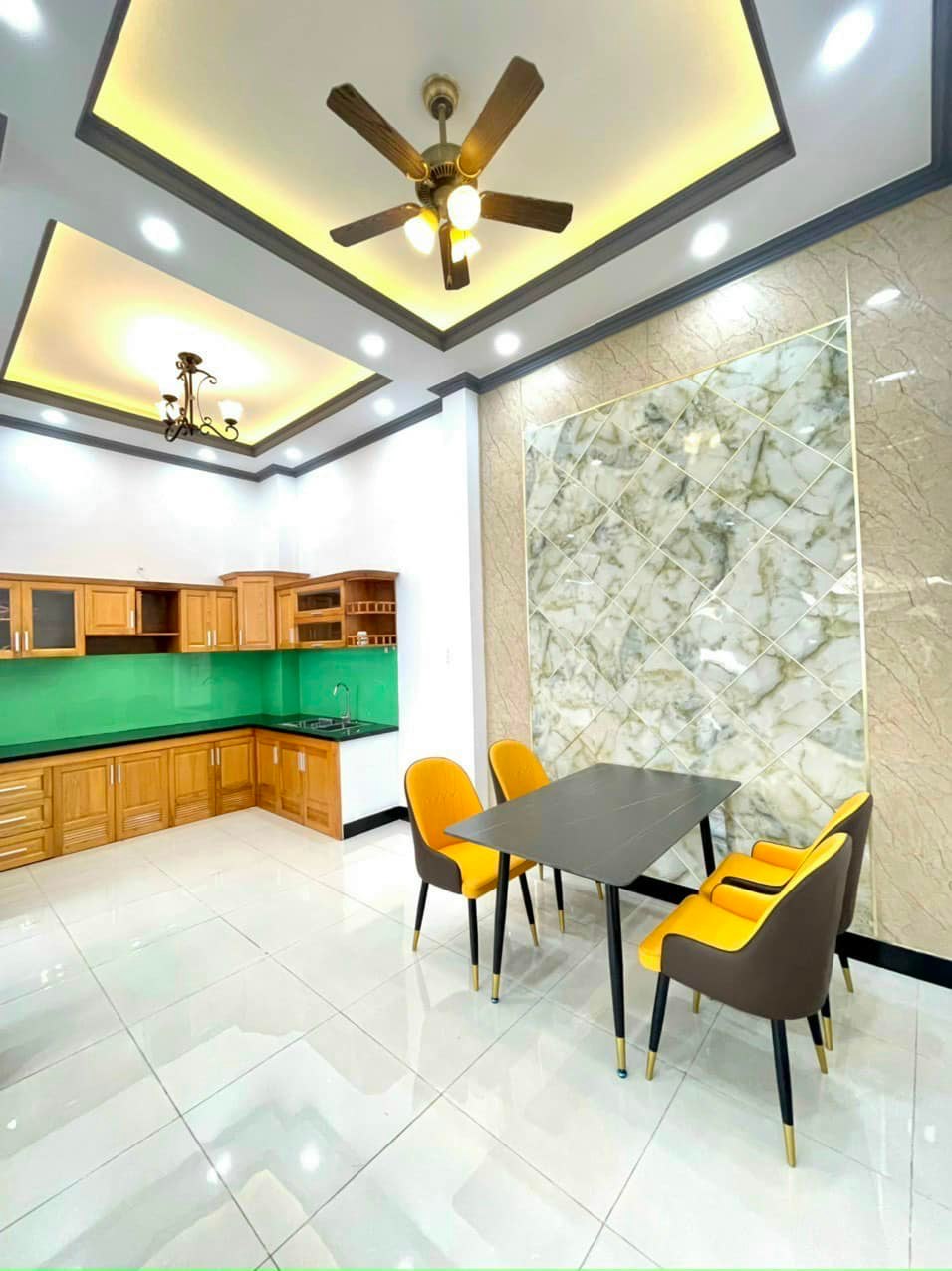 BÁN NHÀ PHÚ THUẬN Q7, 84M2, 4 TẦNG, 4PN, 5WC, Ô TÔ VÀO TỚI NHÀ, NHÀ ĐẸP, MỚI 2