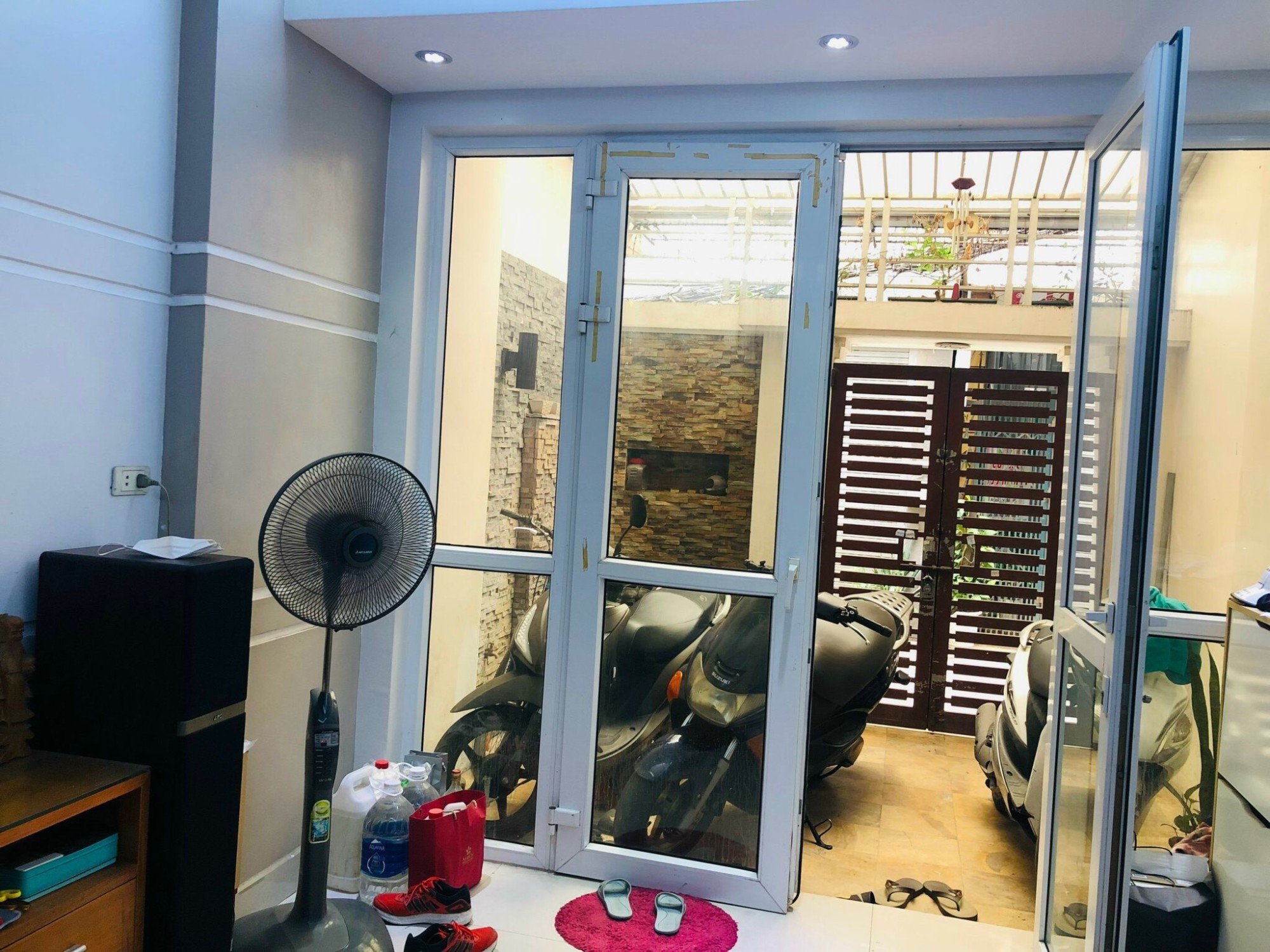 cần bán nhà Thái Hà DT 48m2*3 tầng  MT 4m KD ÔTô văn phòng nhỉnh 8 tỷ 4