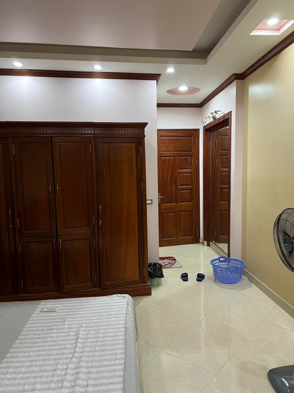 4 TỶ,BÁN NHÀ CHÍNH CHỦ THƯỢNG THANH,LONG BIÊN. 65M, 5 TẦNG, Ô TÔ, FULL NỘI THẤT 0389160730 2