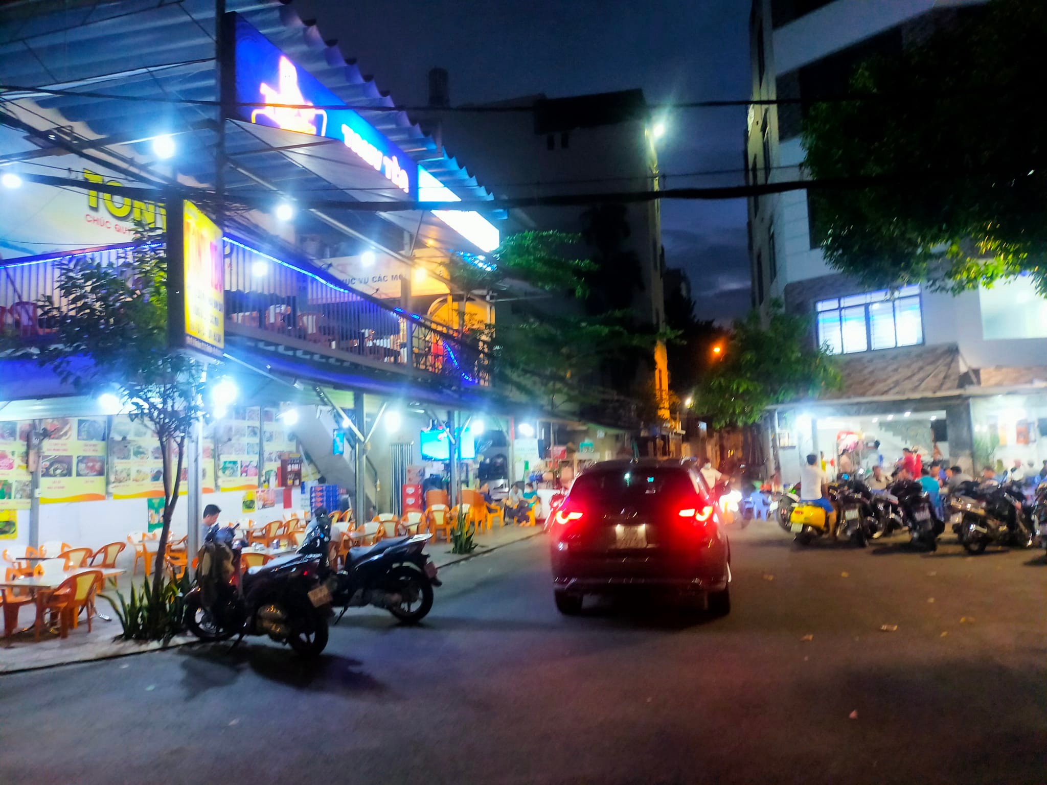 BÁN NHÀ NGANG KHỦNG ĐƯỜNG CỘNG HÒA KHU DÂN TRÍ CAO PHƯỜNG 13 TÂN BÌNH