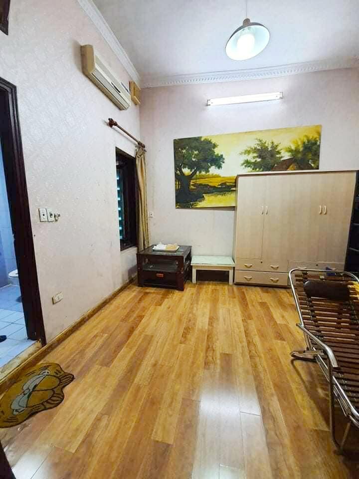 Bán nhà Đống Đa phố Yên Lãng 80m2, 5T, thang máy, MT 6.5m, ô tô, kinh doanh, 12 tỷ 5