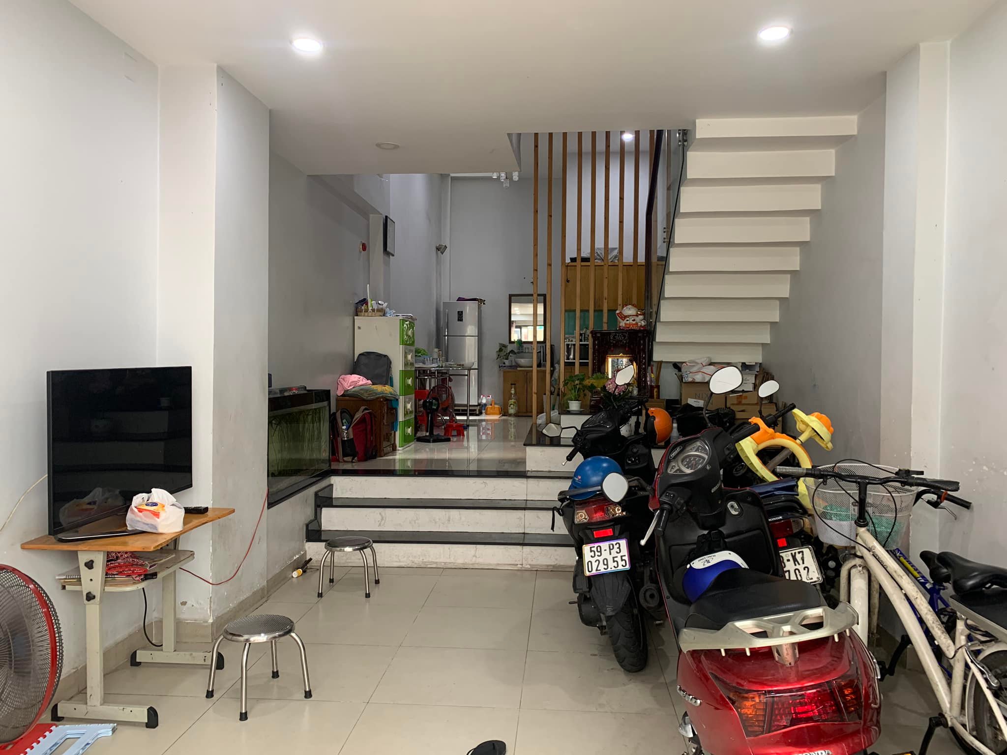 BÁN NHÀ ĐẸP CẠNH BÀU CÁT VIP - CHO THUÊ DÒNG TIỀN CAO  HXT NHỰA THÔNG 6M