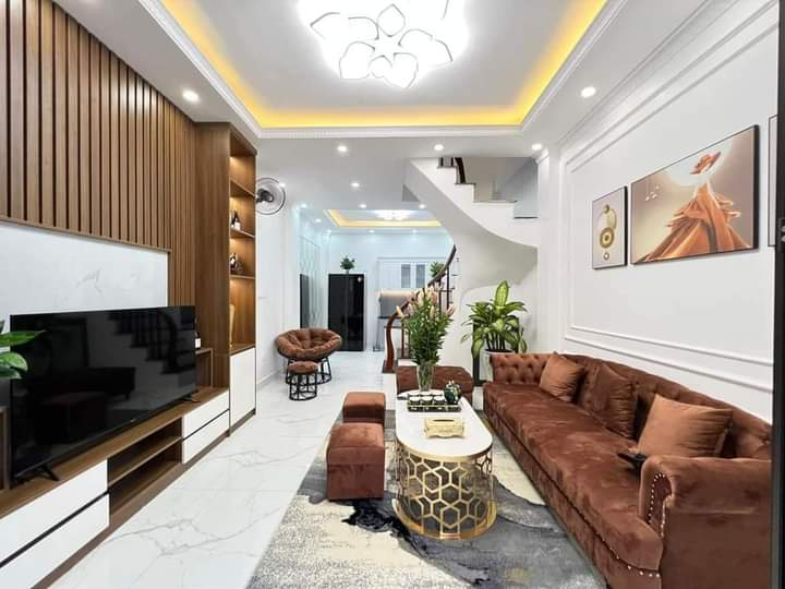 PHÂN LÔ HIẾM, LÔ GÓC,  Ô TÔ TRÁNH, PHỐ YÊN LẠC, HAI BÀ TRƯNG. 6 TẦNG. Giá 16.3 tỷ. 2