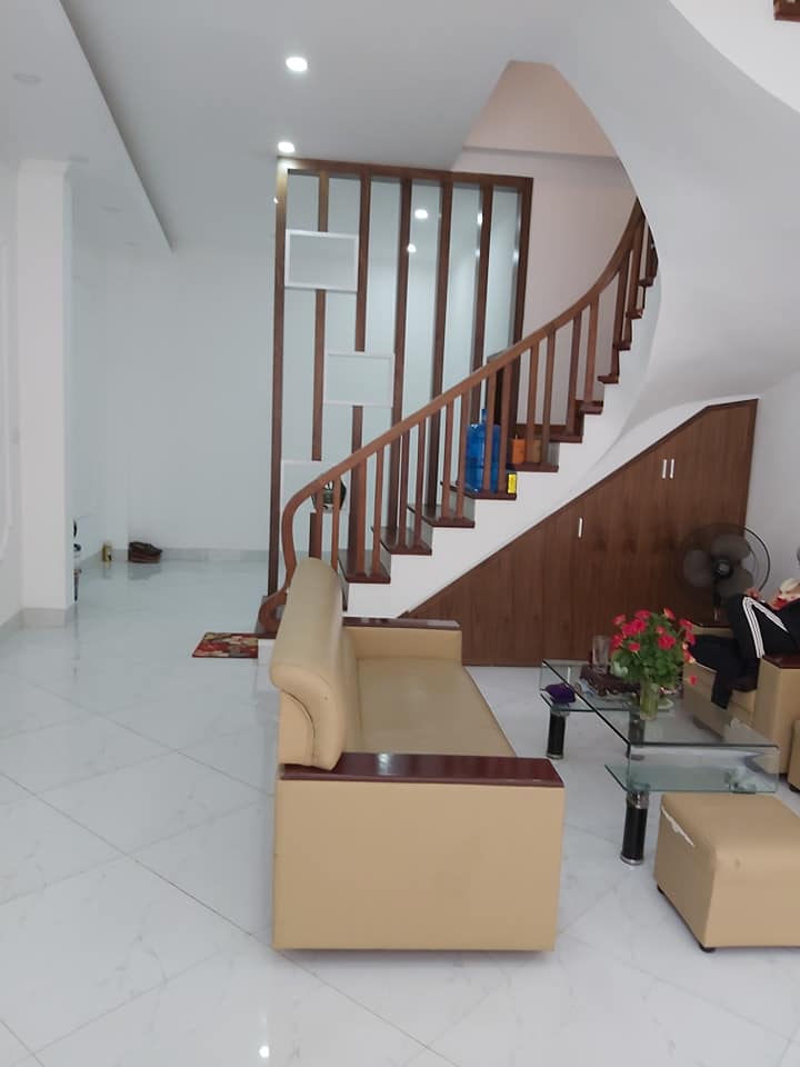 Cần bán Nhà riêng Phường Việt Hưng, Long Biên, Diện tích 30m², Giá 2,48 Tỷ - LH: 0961698069