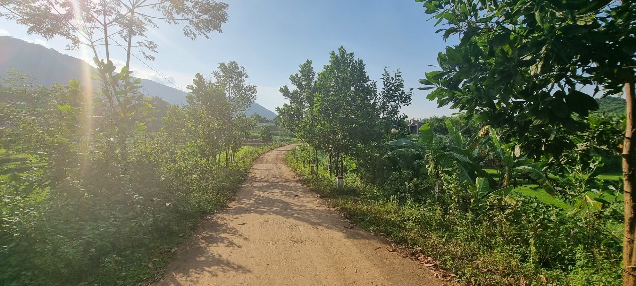 CHỈ TRONG HÔM NAY BÁN GÁP ĐẤT THỔ CƯ KIM BÔI VIEW ĐẸP,CÓ HỒ NƯỚC VỚI GIÁ CỰC SỐC 5