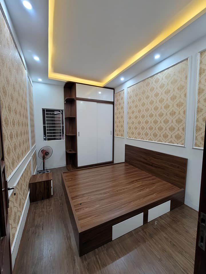 Cần bán Nhà riêng đường Quan Nhân, Phường Nhân Chính, Diện tích 51m², Giá 4.31 Tỷ - LH: 0927879989 5