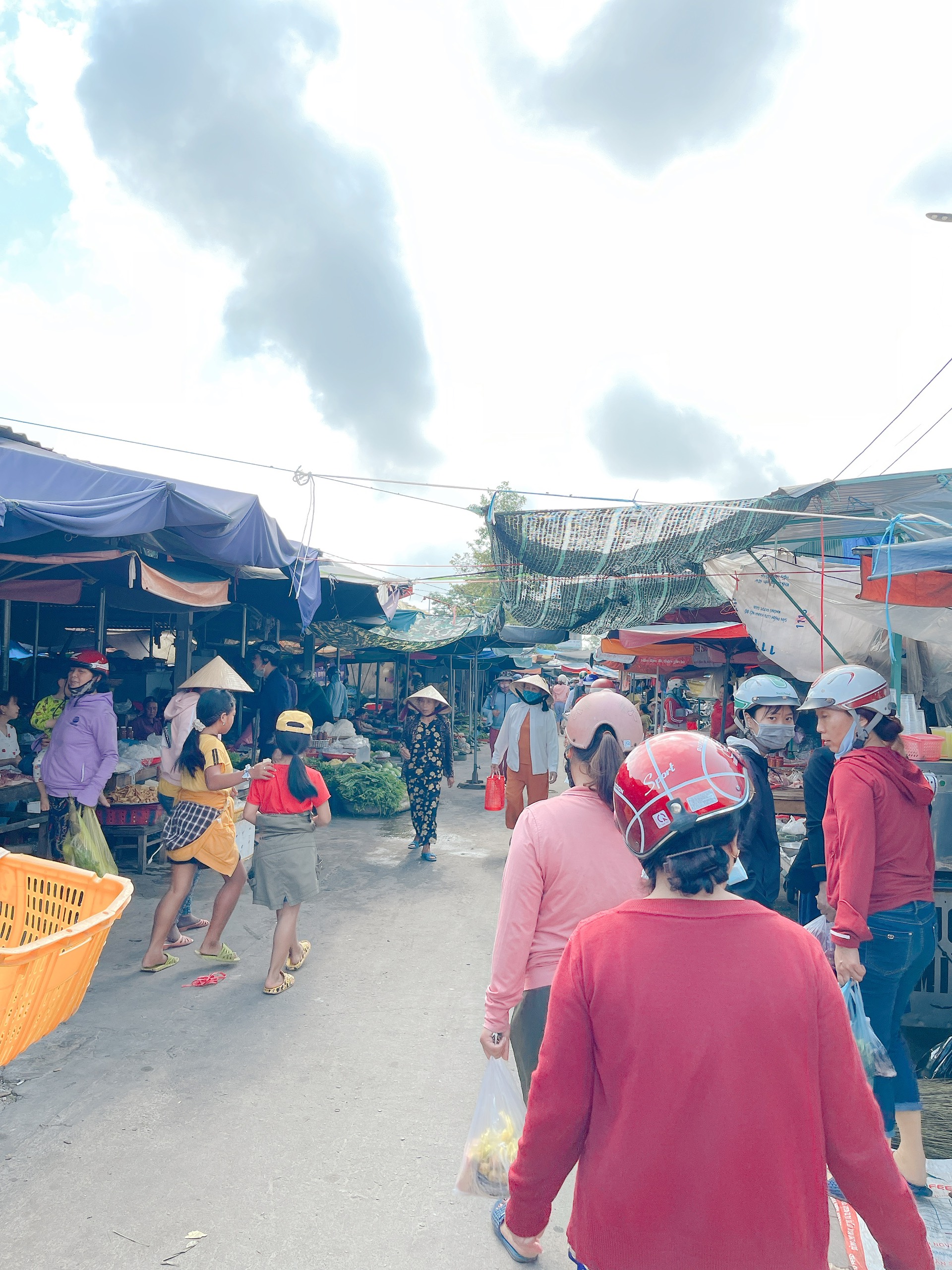 Cần bán Trung tâm thương mại đường Nguyễn Vịnh, Thị trấn Sịa, Diện tích 90m², Giá Thương lượng - LH: 0775482800 3