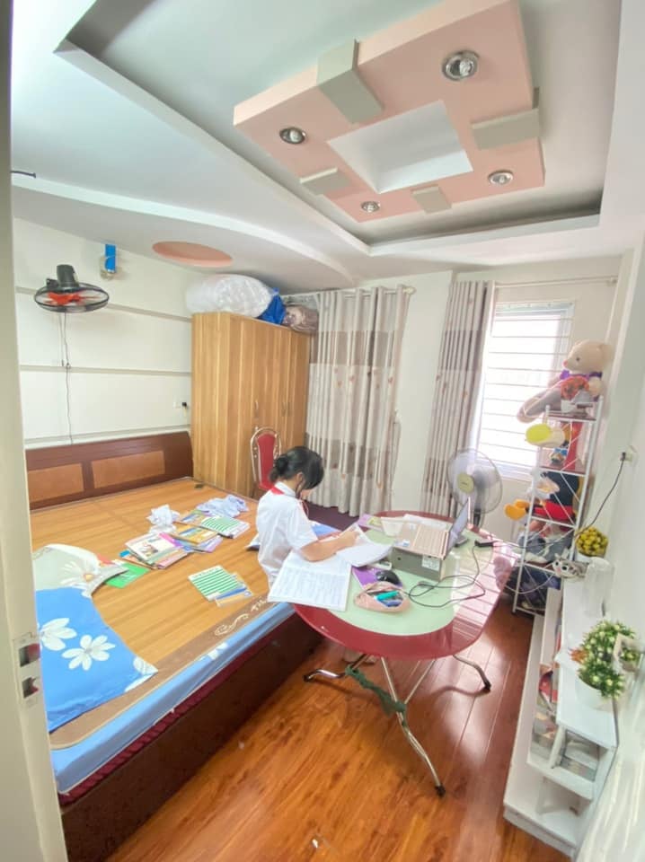 Cần bán Nhà riêng đường Yên Hòa, Phường Yên Hòa, Diện tích 45m², Giá Thương lượng - LH: 0969040000 5