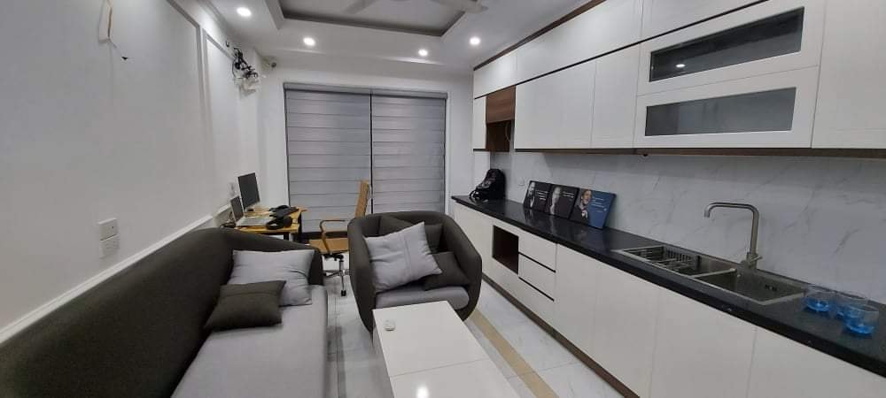 Hàm Nghi - Mỹ Đình, 6 tầng 40m2, ô tô đỗ cửa, kinh doanh, 6 tỷ.