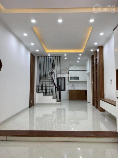 Chính Chủ Bán Nhanh Nhà ô Tô đỗ Cửa Hữu Hòa Chỉ 1,78 Tỷ*4 Tầng*37m2, Vị Trí đắc địa, Về ở Ngay: Lh: 0975736182 1