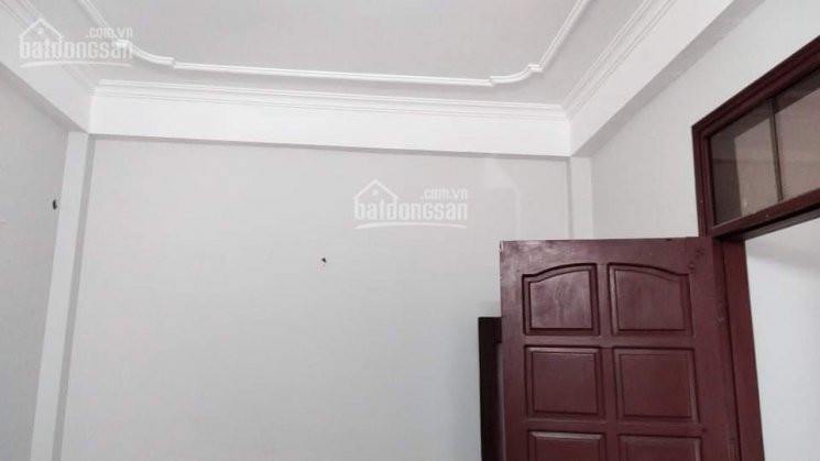 Chính Chủ Cho Thuê Nhanh Phòng Trọ Khép Kín 20m2, Tại Tây Hồ, Gần Phố Vệ Hồ Số 8 Ngõ 342 Lạc Long Quân 3