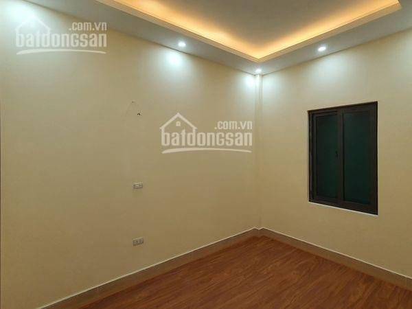 Bán Nhà, 39m2, 4 Tầng, Mt 5m, Oto 7 Chỗ đỗ Cổng Nhà Siêu đẹp, Thoáng Trước Thoáng Sau Gía 27 Tỷ 5