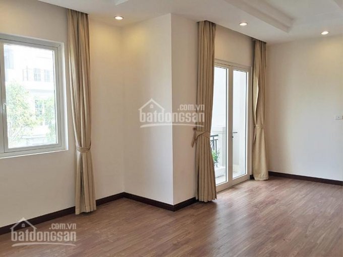 Chính Chủ Cho Thuê Nhanh Biệt Thự Song Lập đủ đồ Cơ Bản Tại Vinhomes Riverside, Giá: 40tr/th, Liên Hệ: 0906288866 5