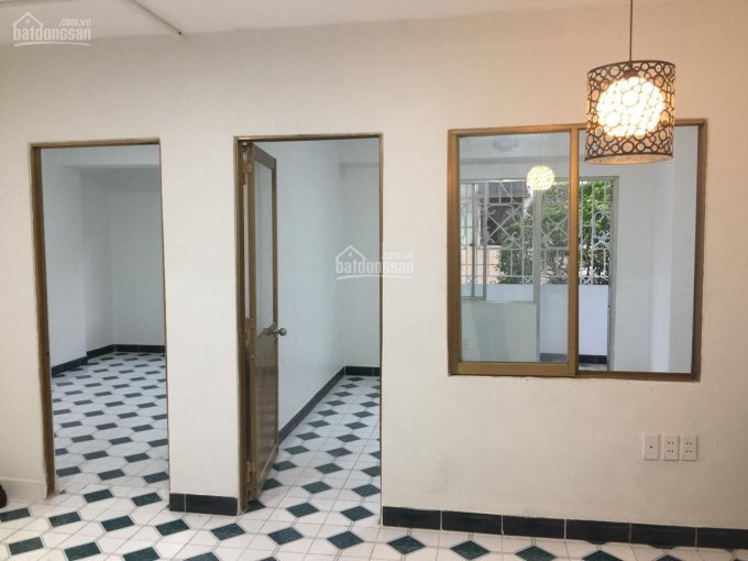 Chung Cư Miếu Nổi , 2pn,1wc , Nhà Trống , Lầu 2, 52m2 , Giá 8trieu/tháng , Lh: 0979282604