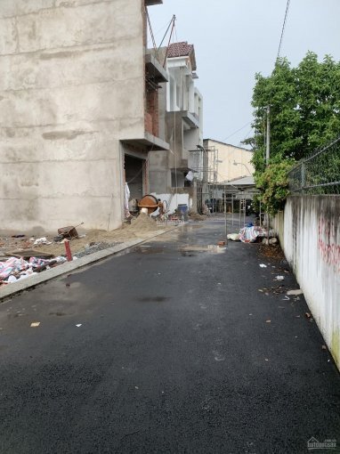 Kẹt Ngân Hàng Bán Gấp Lô đất 2 Măt đường 6m, đối Diện Sân Banh Linh Xuân Thủ đức, Sổ Hồng Sang Tên 3