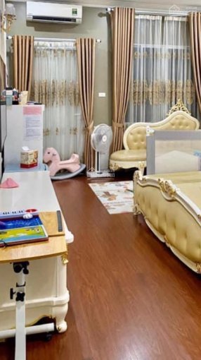 Nhà đẹp Phố Hào Nam, Ga Ra ôtô Thang Máy, Tặng Nội Thất Tiền Tỷ, 63m2, 5t, Mt 42m, 129 Tỷ