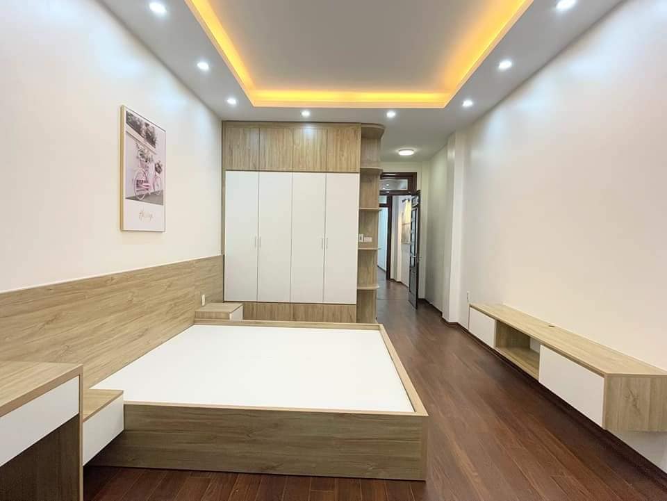 Cần bán Nhà ở, nhà cấp 4, nhà hẻm Phường Ngọc Lâm, Long Biên, Diện tích 32m², Giá 03 Tỷ - LH: 0962708938 2