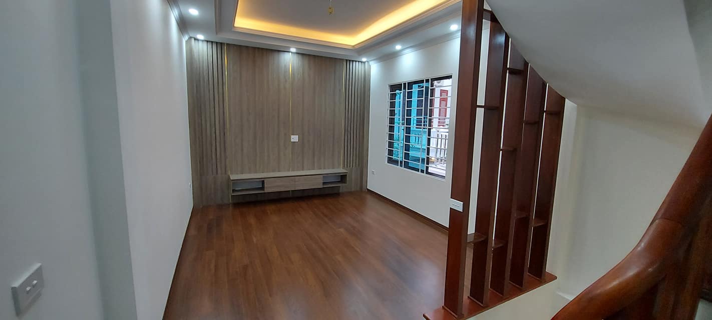 Bán Nhà phố Yên Hòa, Cầu Giấy, Kinh Doanh, Gần Ô Tô, 50m2, MT4.5m, 5T, Giá 5 Tỷ Hơn 2