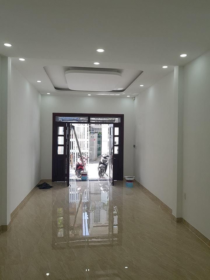 Nhà MT 92m2 Chủ Bán gấp, Phó Đức Chính, P1, Bình Thạnh, 3 tầng Giá rẻ. 3