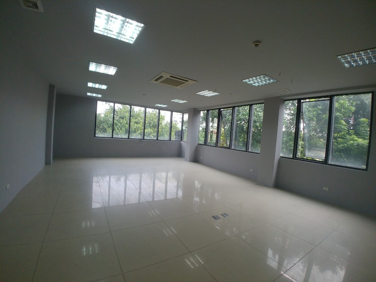 Cho thuê văn phòng trọn gói đầy đủ nội thất tại 86 Lê Trọng Tấn,Thanh Xuân, Hà Nội 3