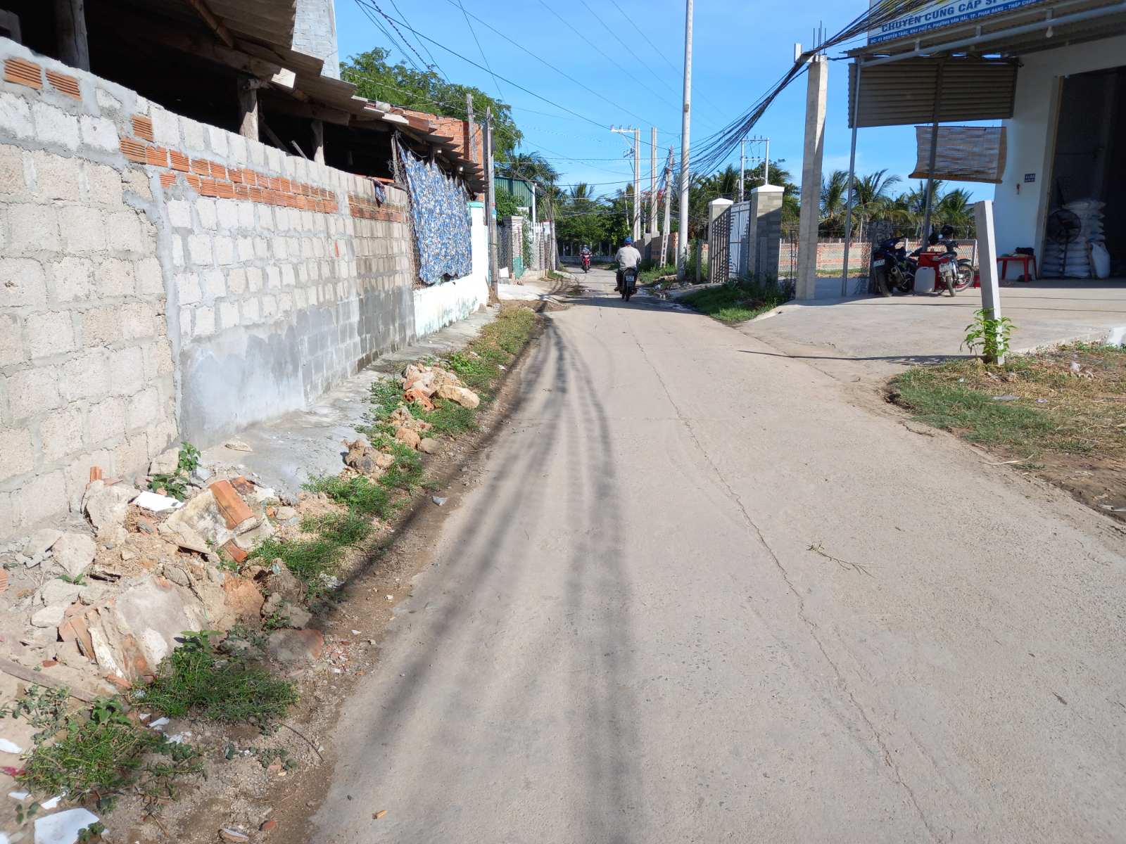 Cần bán Đất đường NGUYỄN TRÁC, Phường Văn Hải, Diện tích 398m², Giá Thương lượng - LH: 0937906358