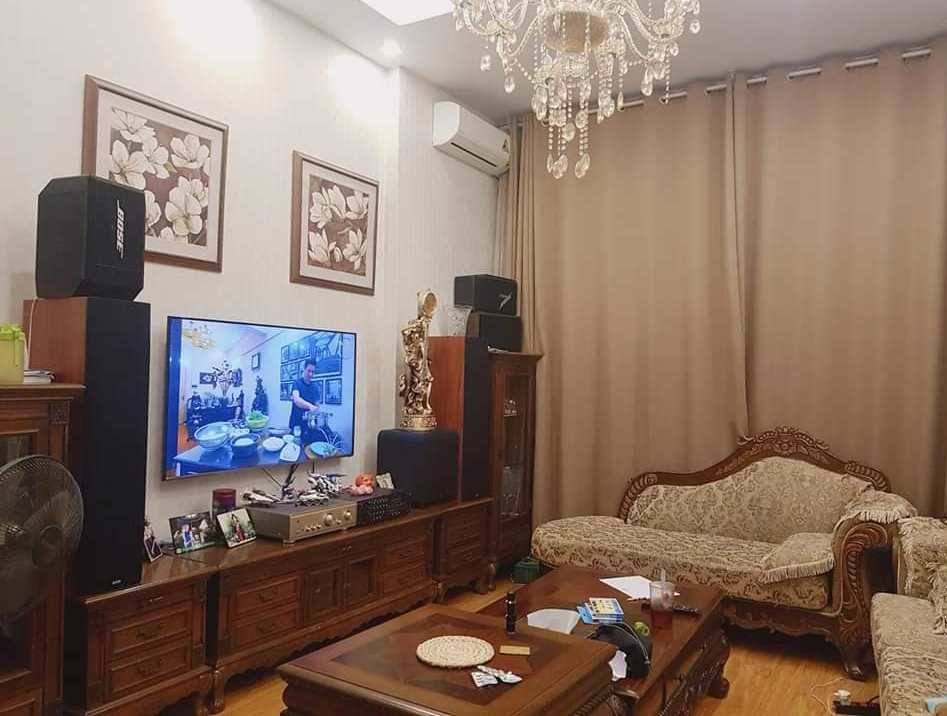 Cần bán Nhà mặt tiền đường Kim Mã, Phường Kim Mã, Diện tích 30m², Giá 11.68 Tỷ - LH: 0989626116
