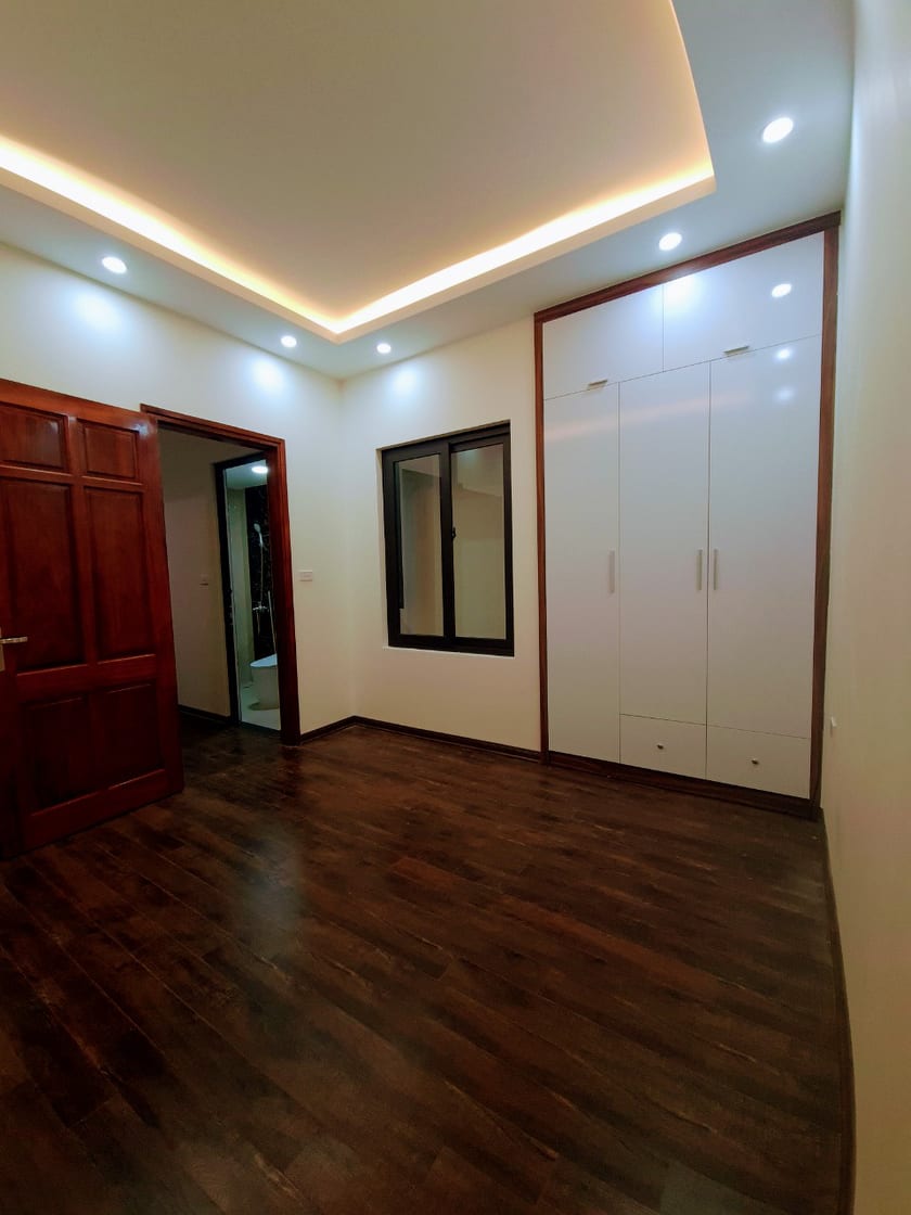 Cần bán Nhà mặt tiền đường Yên Hòa, Phường Yên Hòa, Diện tích 46m², Giá 5700 Triệu - LH: 0866152386 5