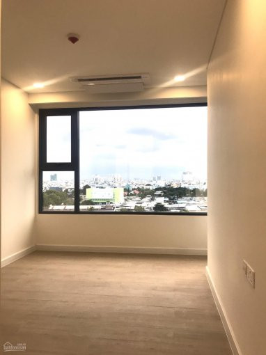 1 Căn Duy Nhất Giá 14 Triệu/tháng, 2pn Căn Góc, View đẹp, Có Ban Công, 78m2 Kingdom 101, Q10 5