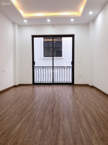 Bán Nhà Nguyễn Sơn 40m2, Xây 5 Tầng - ô Tô đỗ - Có 3pn, 1 Phòng Thờ Sổ đỏ Chính Chủ 5