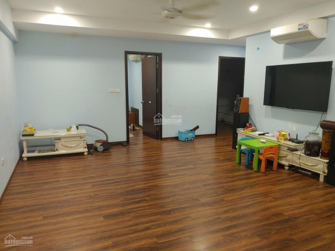 Chính Chủ Bán Căn Hộ Gồm 3 Phòng Ngủ 85,12m2 Tại B2 Hud2 Linh đàm Giá 2,36 Tỷ Lh: 0988332,718 2