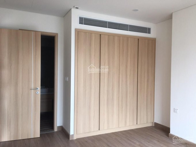 Chính Chủ Bán Nhanh Căn Hộ 1275m2, 3pn, 2wc, View Công Viên Hồ điều Hòa 32ha Yên Hòa, Chung Cư Sky Park Residence 3