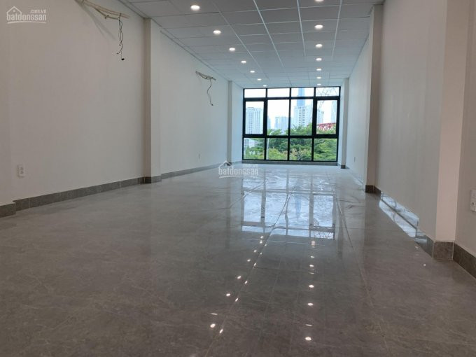 Chính Chủ Cho Thuê Nhanh Tòa Văn Phòng 300m2 Vũ Tông Phan, Phường An Phú, Hầm 4 Sàn Trống Suốt 5