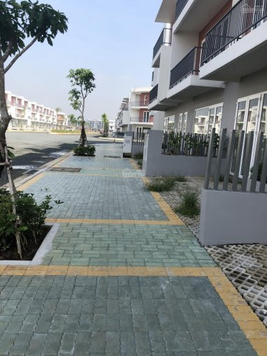 Bán 2 Căn Shophouse Trục đường 30m, Vị Trí đẹp Nhất Dự án Dragon Village, Giá Chỉ 6,55 Tỷ 3