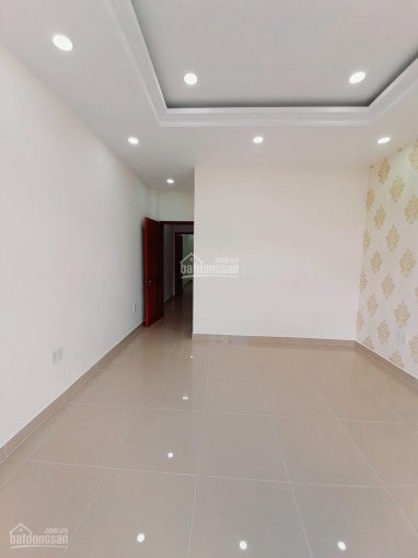 Bán Gấp 1 Căn Ngay Cổng Vạn Phúc, 70m2 Shr 5