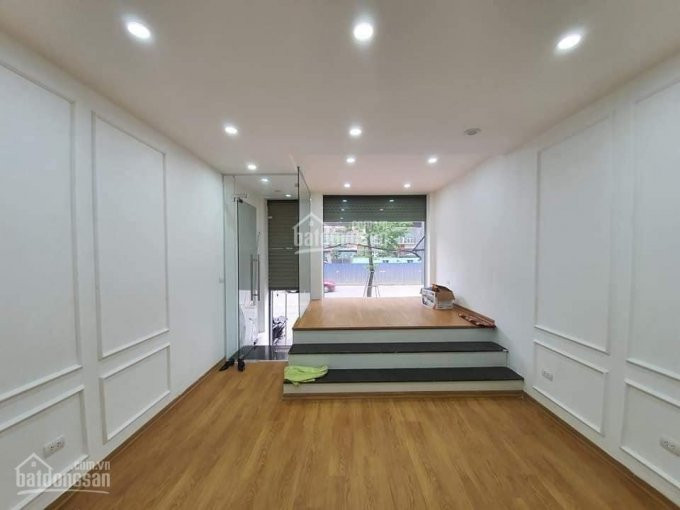 Bán Nhà Mặt Phố Phạm Văn đồng Vị Trí Cực đẹp ( Ngã 3 Hoàng Quốc Việt) 40m2 X 6t, Mt 4m 135 Tỷ Tl 4