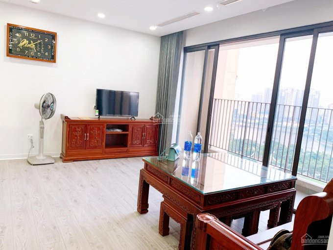 Bql Cho Thuê Miễn Phí Dịch Vụ 3pn Vinhomes D'capitale, ở Ngay Chỉ Từ 17tr/th Lh: 0886807007 1