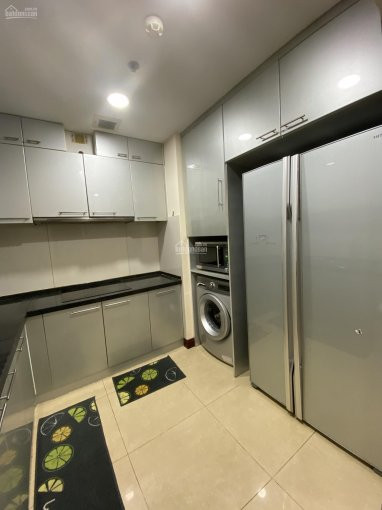 Chính Chủ Bán Nhanh Căn Hộ Royal City R4 Căn Số 18 đầy đủ đồ đạc - 03 Phòng Ngủ - Lh 0909-69-8386 6